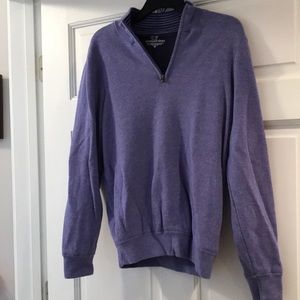 Vineyard vines pull over